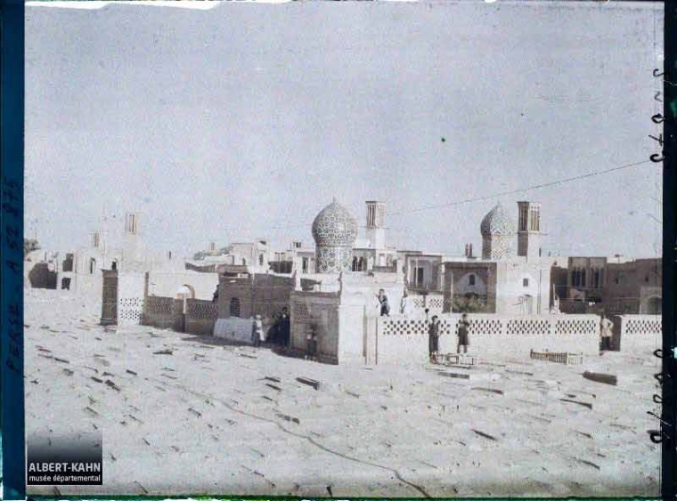تصویر قدیمی از قبرستان شیخان