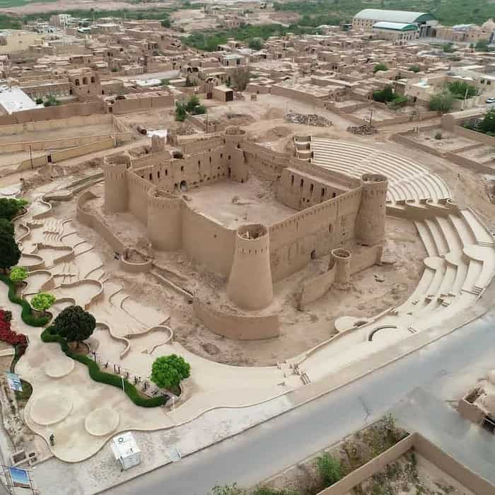 قلعه‌ی ساسانی ابرندآباد در یزد