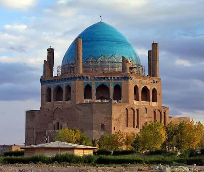 سفر در زمان با گنبد سلطانیه: از عظمت ایلخانیان تا شکوه معماری ایران