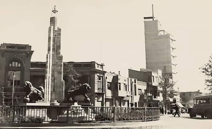 میدان مخبرالدوله دههٔ بیست خورشیدی