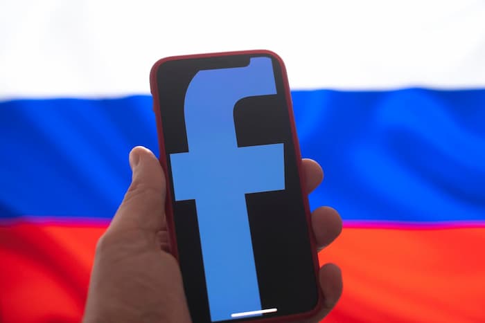 فیس بوک  و تبلیغات روسیه 