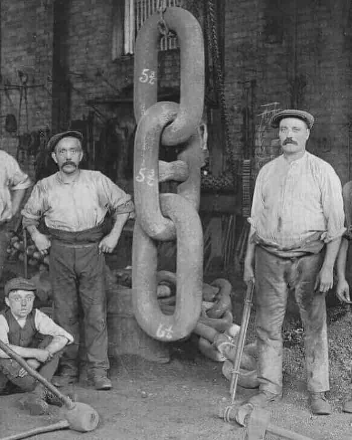 ساخت زنجير لنگر كشتى تايتانيک 1910 میلادی