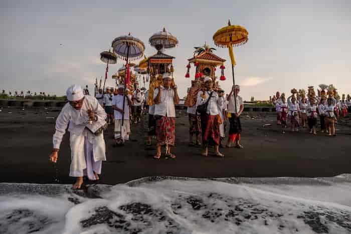 مراسم هندوهای بالی