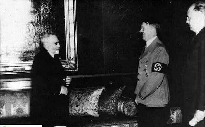 ملاقات حسن اسفندیاری با آدولف هیتلر رهبر آلمان