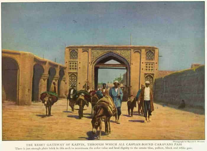 دروازه رشت قزوین یک قرن پیش