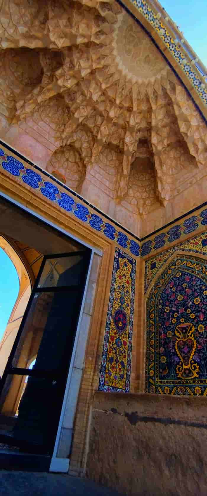 زیبایی های معماری مسجد آقابزرگ کاشان به روایت پرستو یزدان پناه 