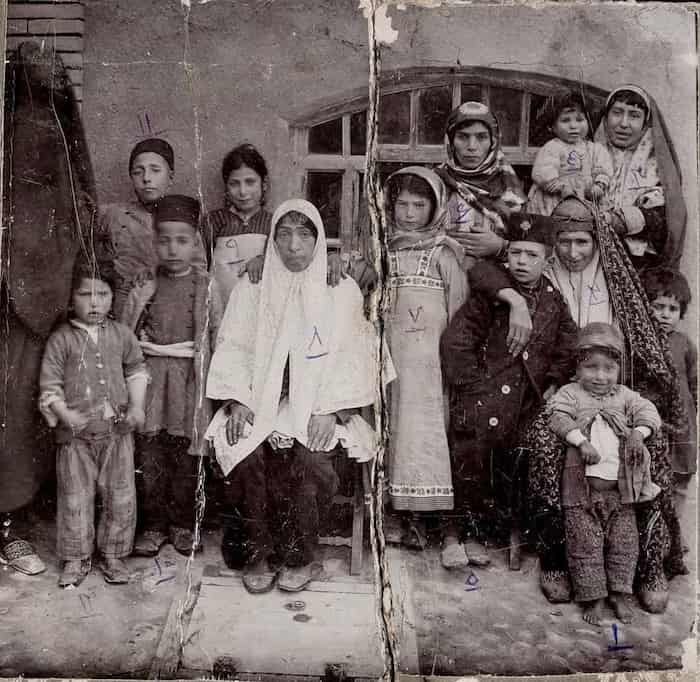 عکسی بینظیر از چند زن بهمراه بچه هایشان در دوره قاجار  از دنیای زنان قاجار