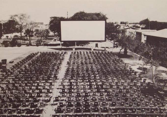 سینمای روباز شرکت نفت در آبادان ، دهه۳۰و ۴۰