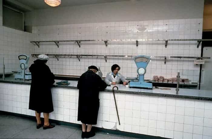 یک فروشگاه گوشت، ورشو 1982