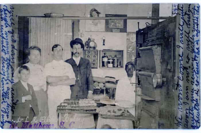 نانوایی در سنت ماتیوس، کارولینای جنوبی، اوایل قرن بیستم