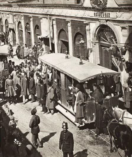 خیابان چراغ گاز تهران (امیرکبیر فعلی) در دوره قاجار