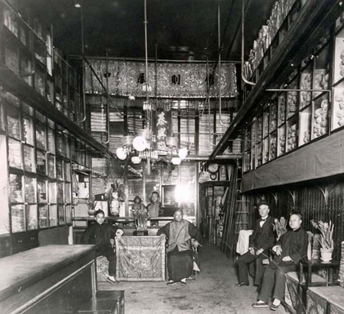 فروشگاه چینی در سانفرانسیسکو، کالیفرنیا، اوایل قرن بیستم