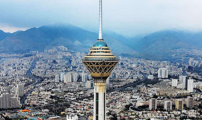 نبودش احساس می شود، تهران, برج مخابراتی ندارد