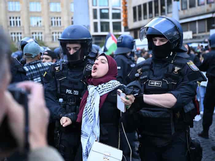 پلیس آلمان تحصن حامیان فلسطین در برابر دفتر صدراعظم را ممنوع کرد