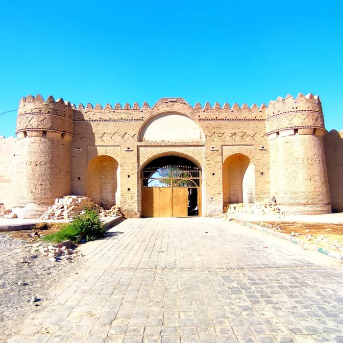 قلعه ناصری پهره (ایرانشهر): نگینی درخشان در گذر تاریخ