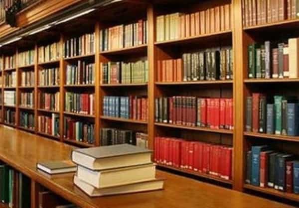بزرگترین کتابخانه تخصصی دفاع مقدس در اصفهان افتتاح می‌شود